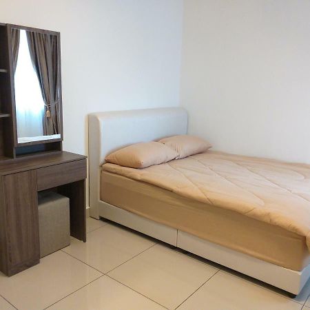 Aliff Avenue 2 Bedroom Homestay ยะโฮร์บาห์รู ภายนอก รูปภาพ