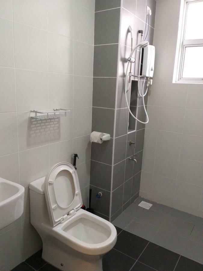 Aliff Avenue 2 Bedroom Homestay ยะโฮร์บาห์รู ภายนอก รูปภาพ